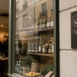 Simple épicerie fine à Nice : vitrine et façade