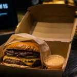 bk street food 15 : burger et frites, paiement titres-restaurant